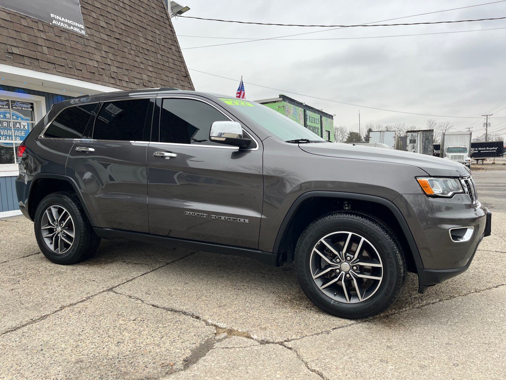 2017 Jeep Grand Cherokee Image 9