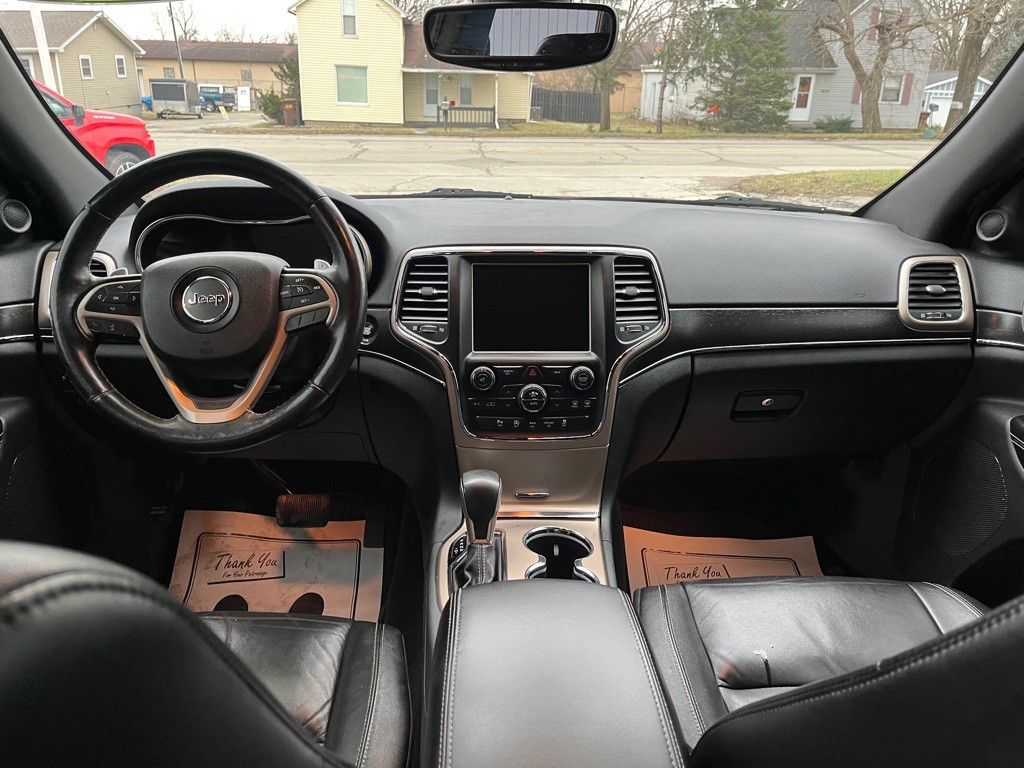 2017 Jeep Grand Cherokee Image 32