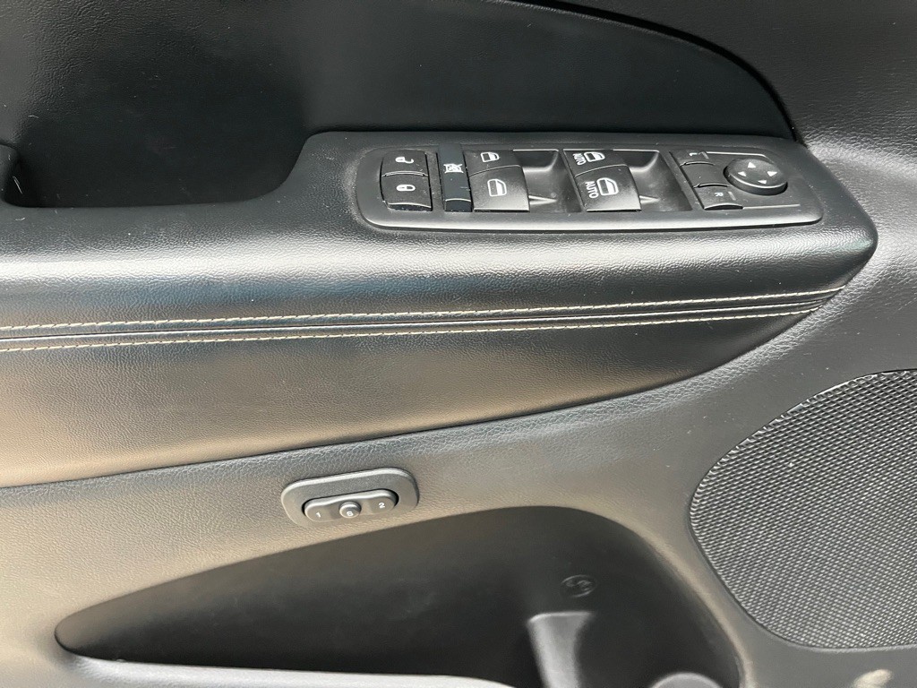 2017 Jeep Grand Cherokee Image 33