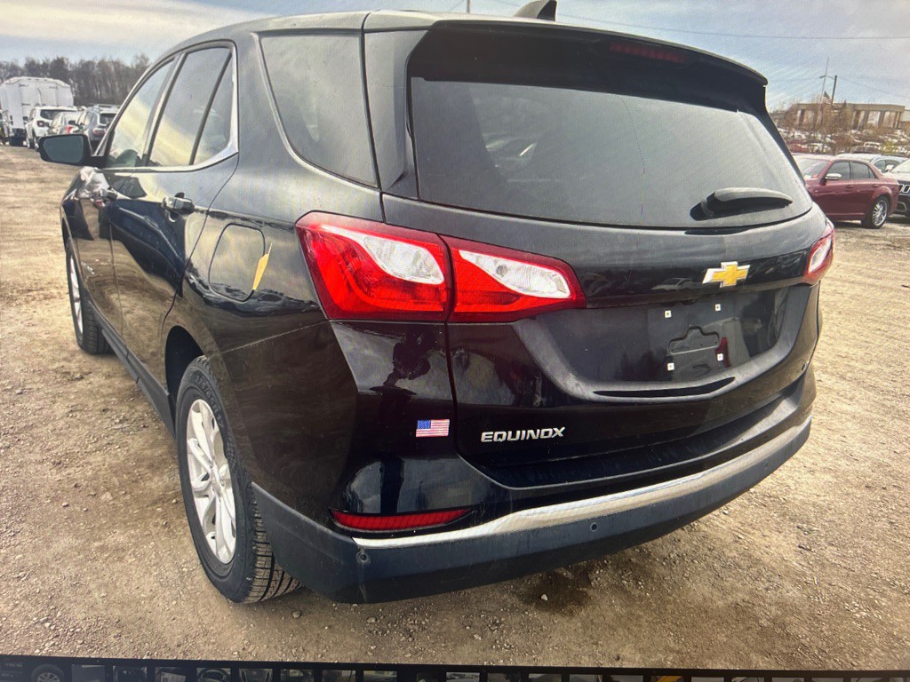2018 Chevrolet Equinox Image 2