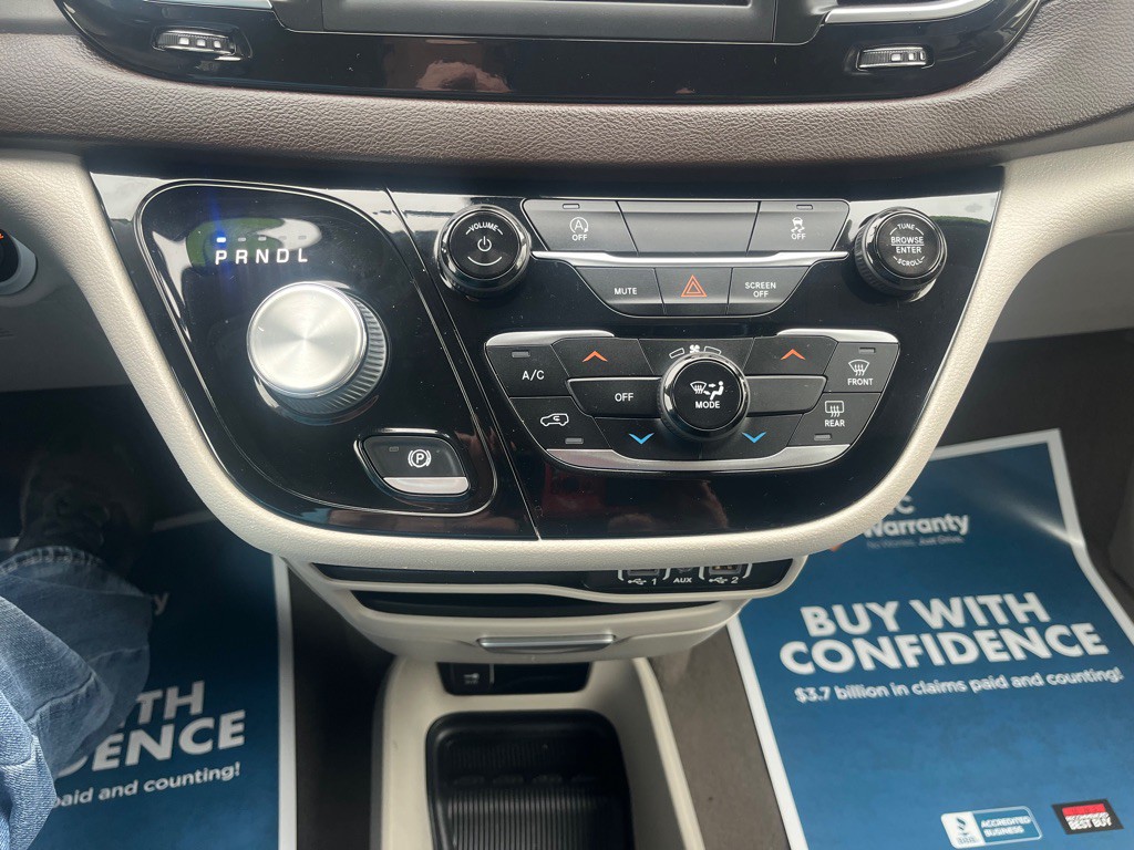 2021 Chrysler Voyager Image 36