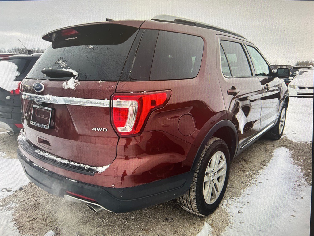 2018 Ford Explorer Image 3