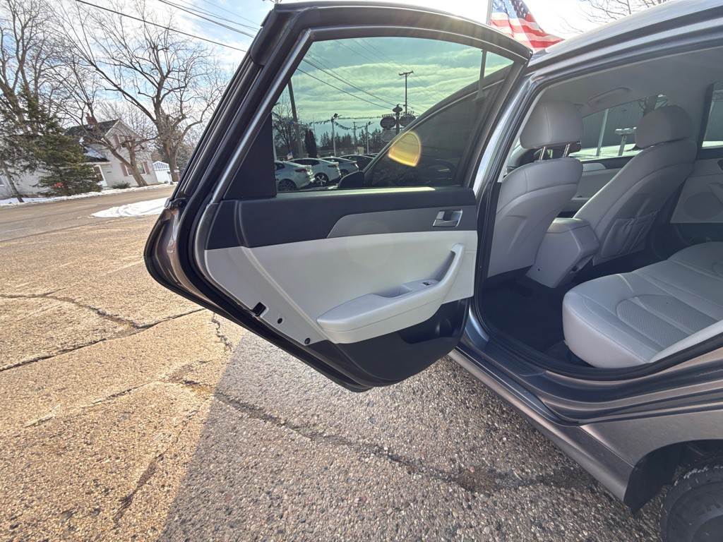 2018 Hyundai Sonata Image 28