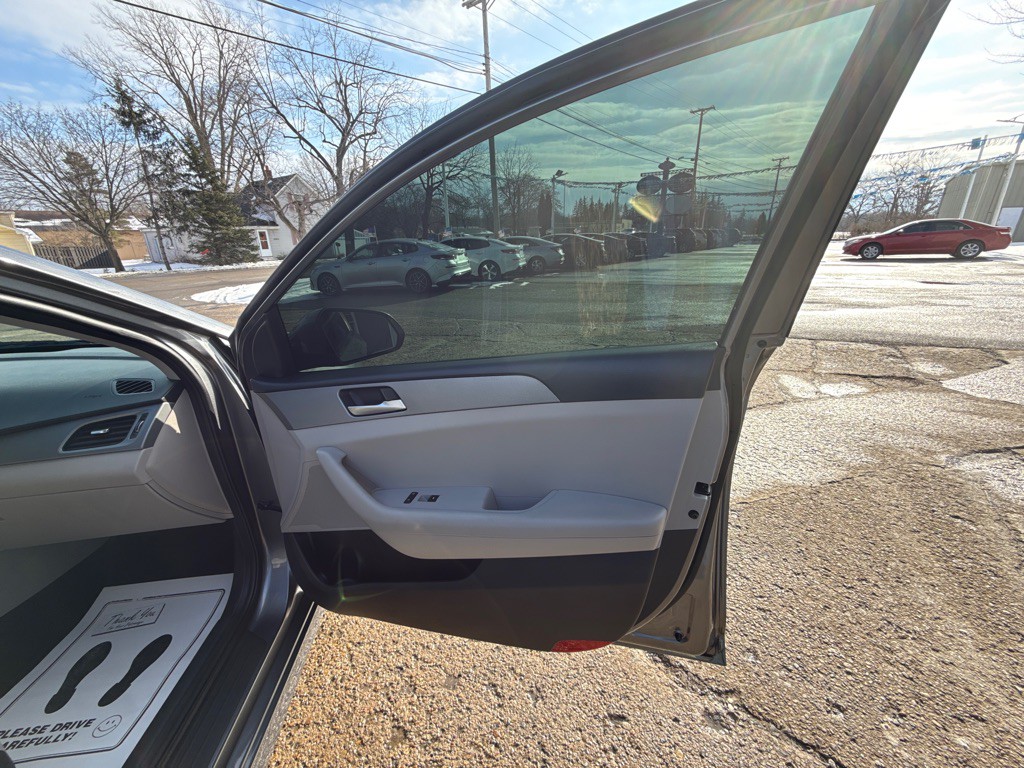 2018 Hyundai Sonata Image 32