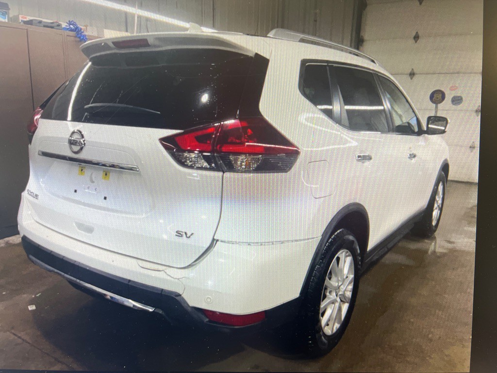 2020 Nissan Rogue Image 3