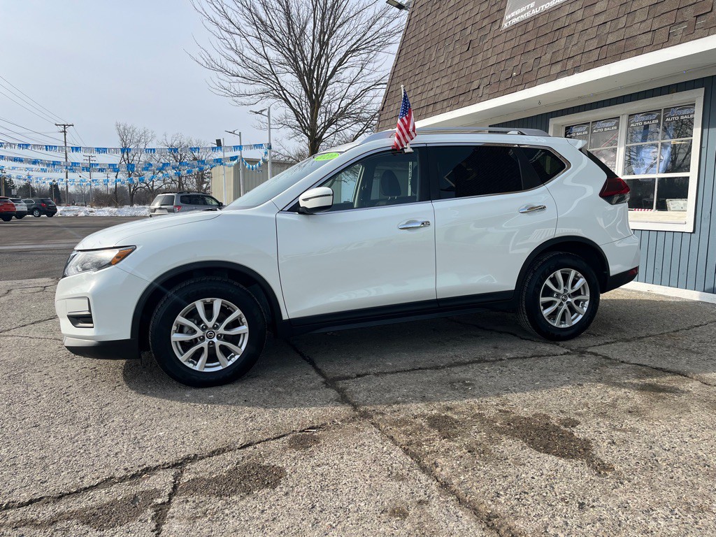 2020 Nissan Rogue Image 9