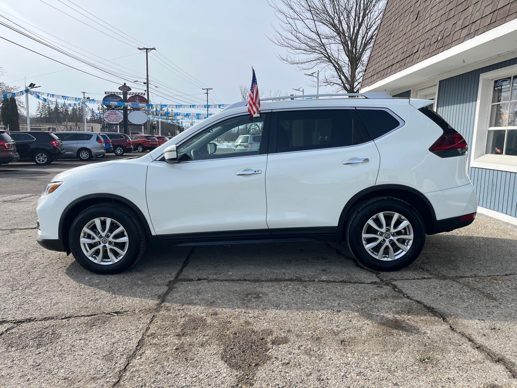 2020 Nissan Rogue Image 10