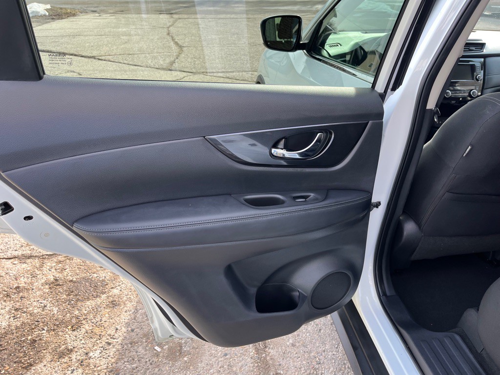 2020 Nissan Rogue Image 20