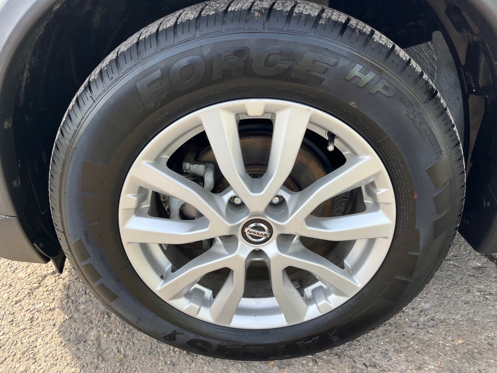 2020 Nissan Rogue Image 28