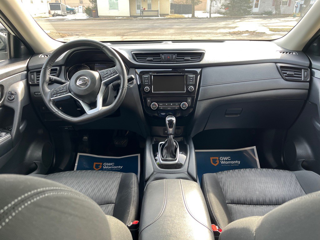 2020 Nissan Rogue Image 35