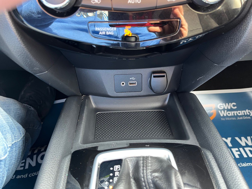 2020 Nissan Rogue Image 41