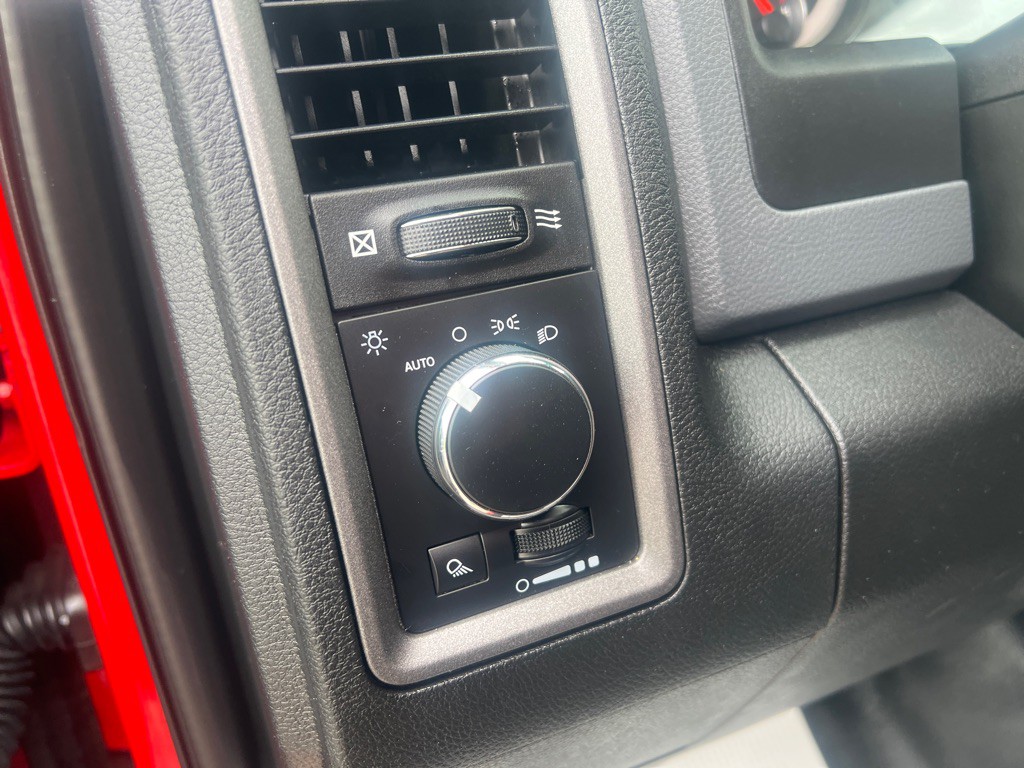 2019 RAM 1500 Image 25