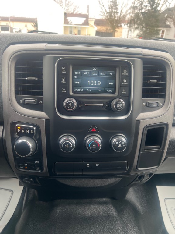 2019 RAM 1500 Image 34