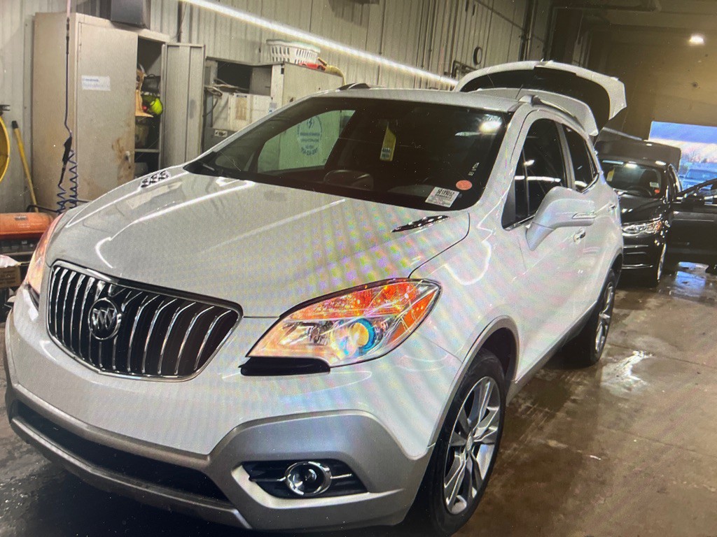 2016 Buick Enclave Image 1
