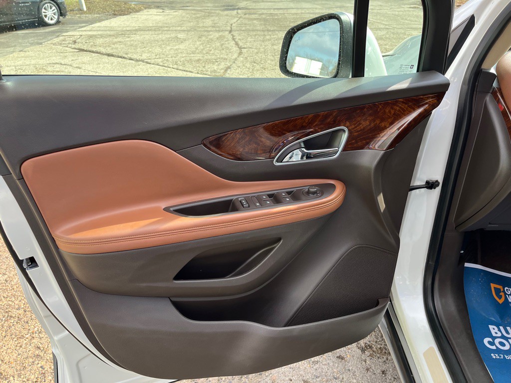 2016 Buick Enclave Image 12