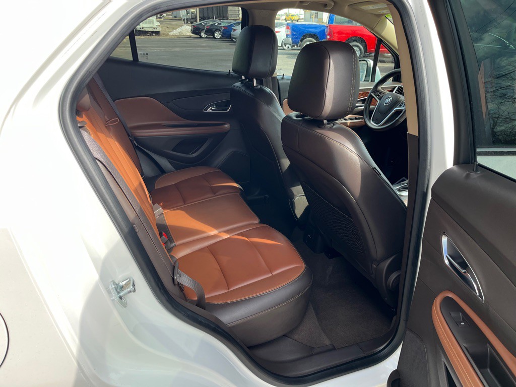 2016 Buick Enclave Image 18