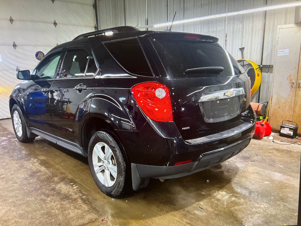 2015 Chevrolet Equinox Image 2