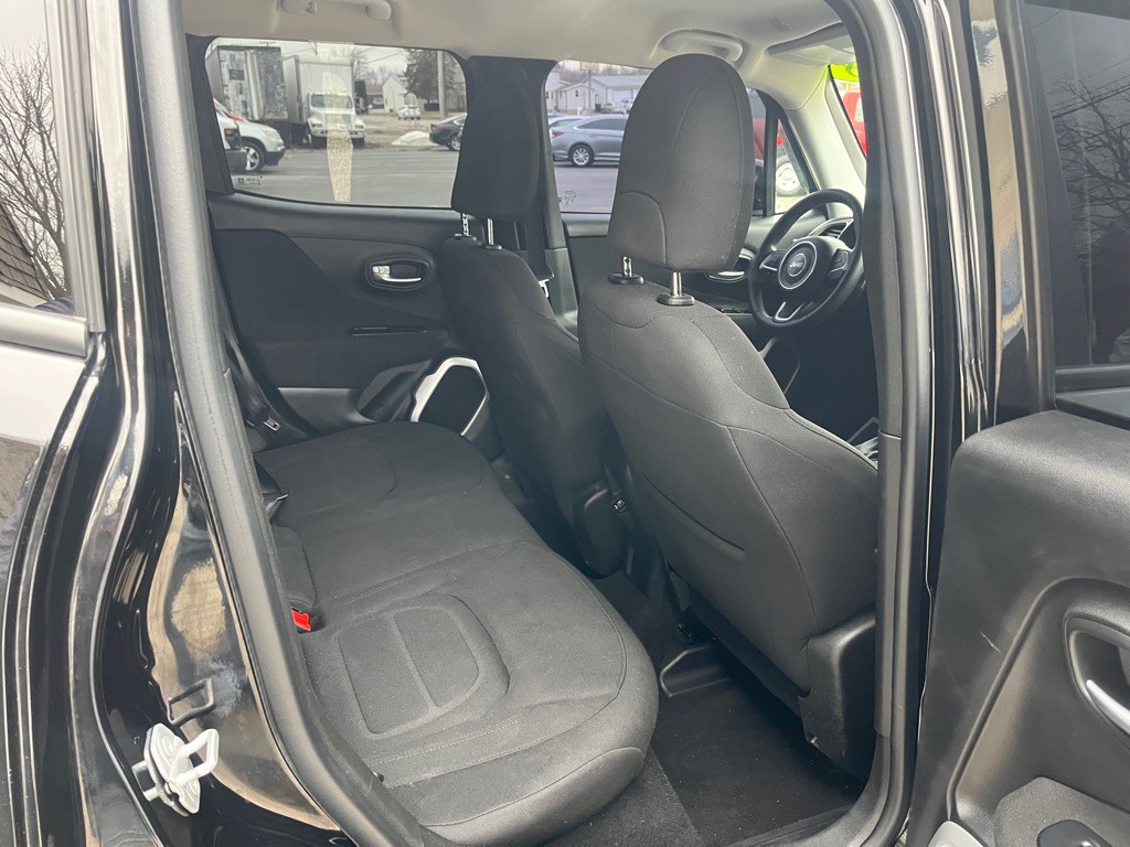 2018 Jeep Renegade Image 18