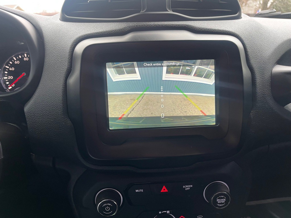 2018 Jeep Renegade Image 34