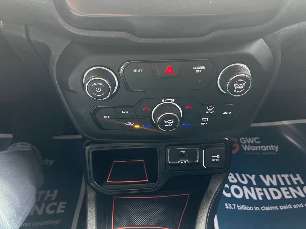 2018 Jeep Renegade Image 35