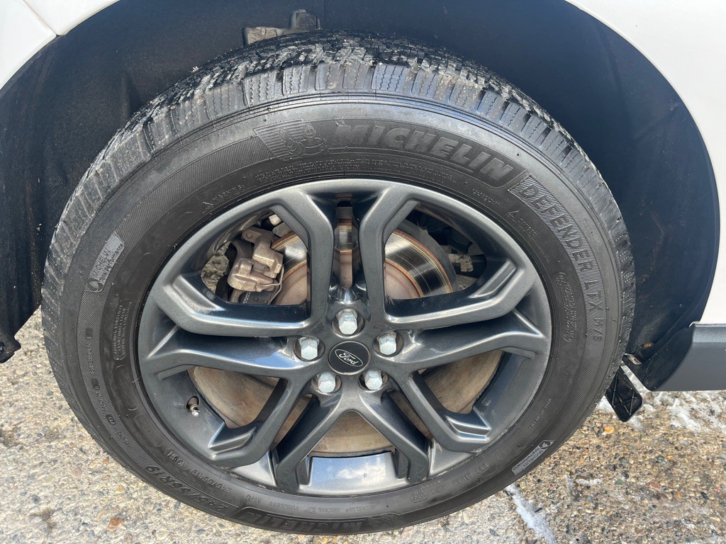 2018 Ford Edge Image 25