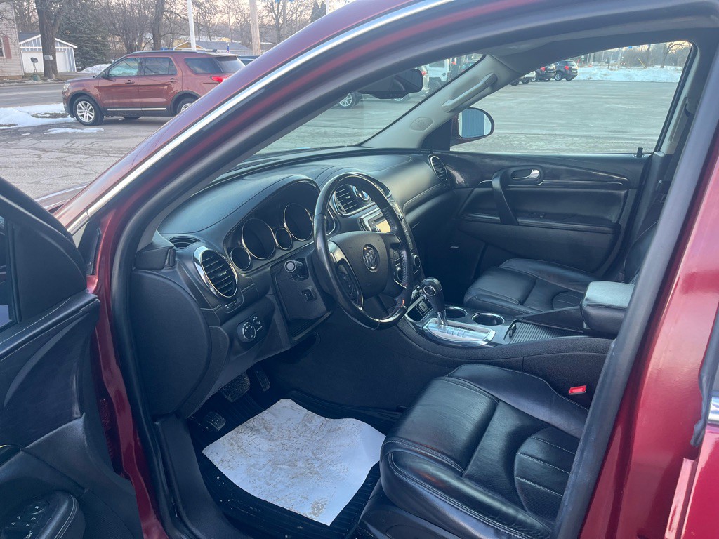 2017 Buick Enclave Image 11