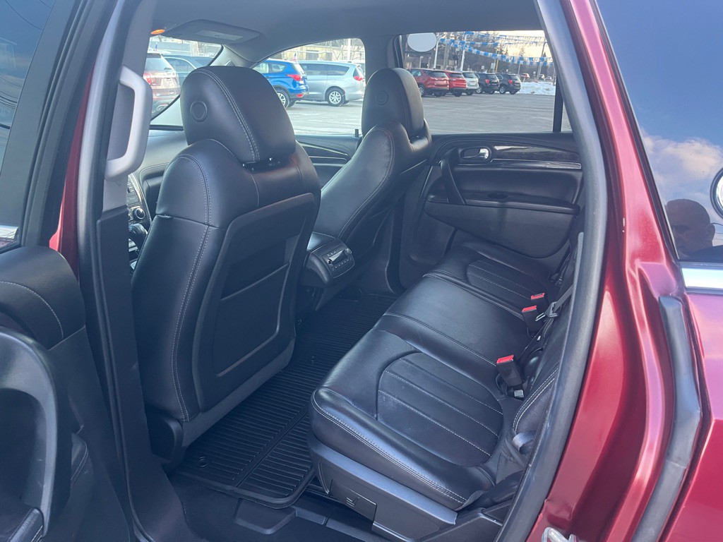 2017 Buick Enclave Image 13