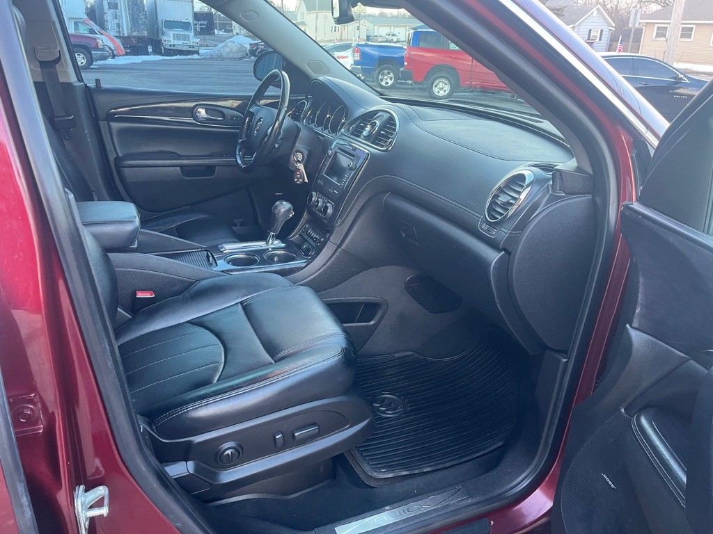 2017 Buick Enclave Image 17