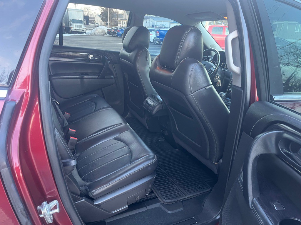 2017 Buick Enclave Image 19