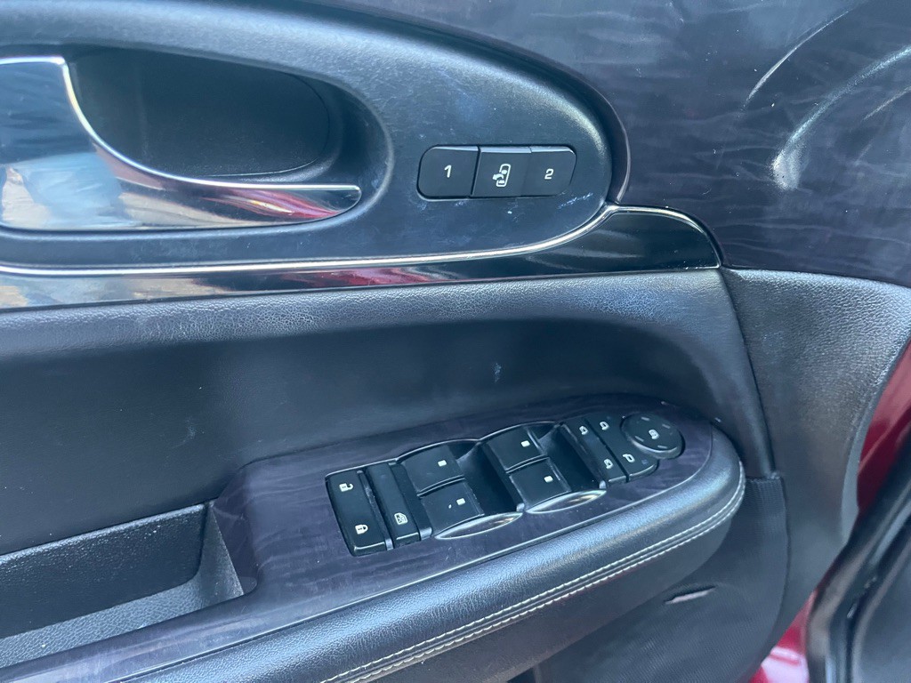 2017 Buick Enclave Image 33