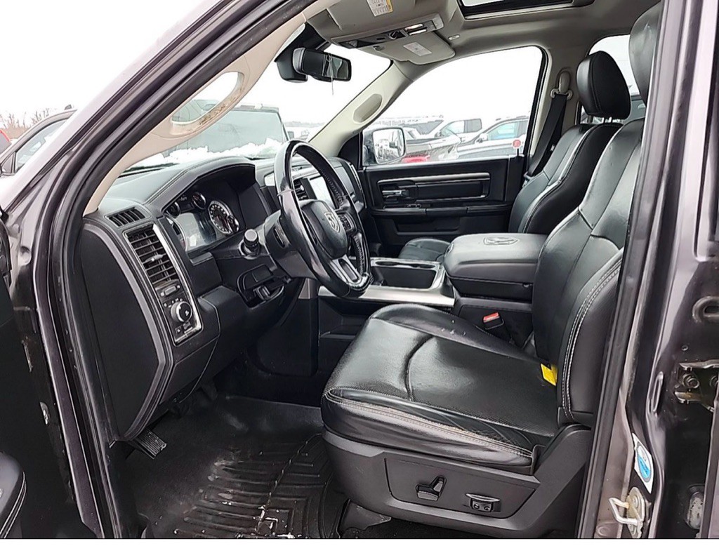 2017 RAM 1500 Image 4