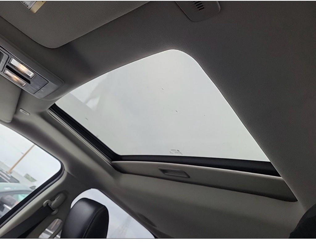 2017 RAM 1500 Image 6