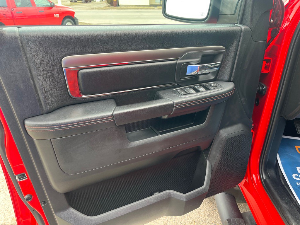 2016 RAM 1500 Image 12