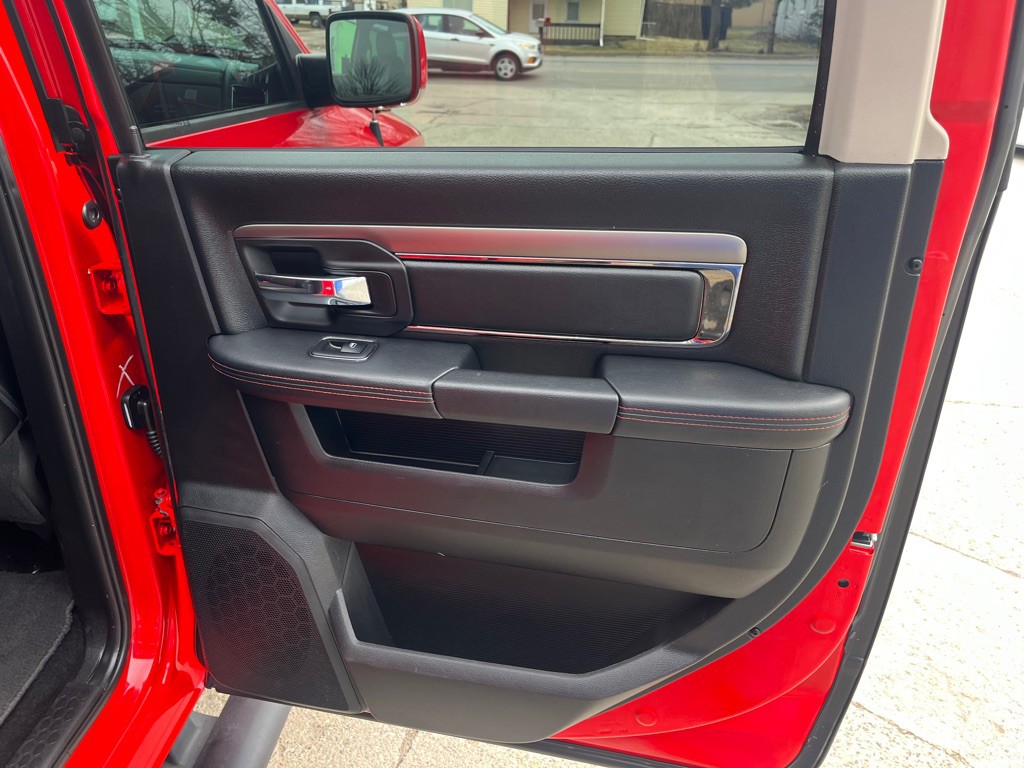 2016 RAM 1500 Image 19