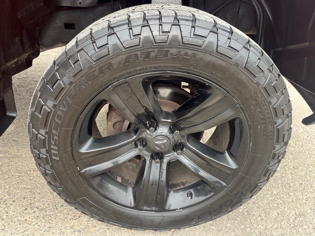 2016 RAM 1500 Image 25