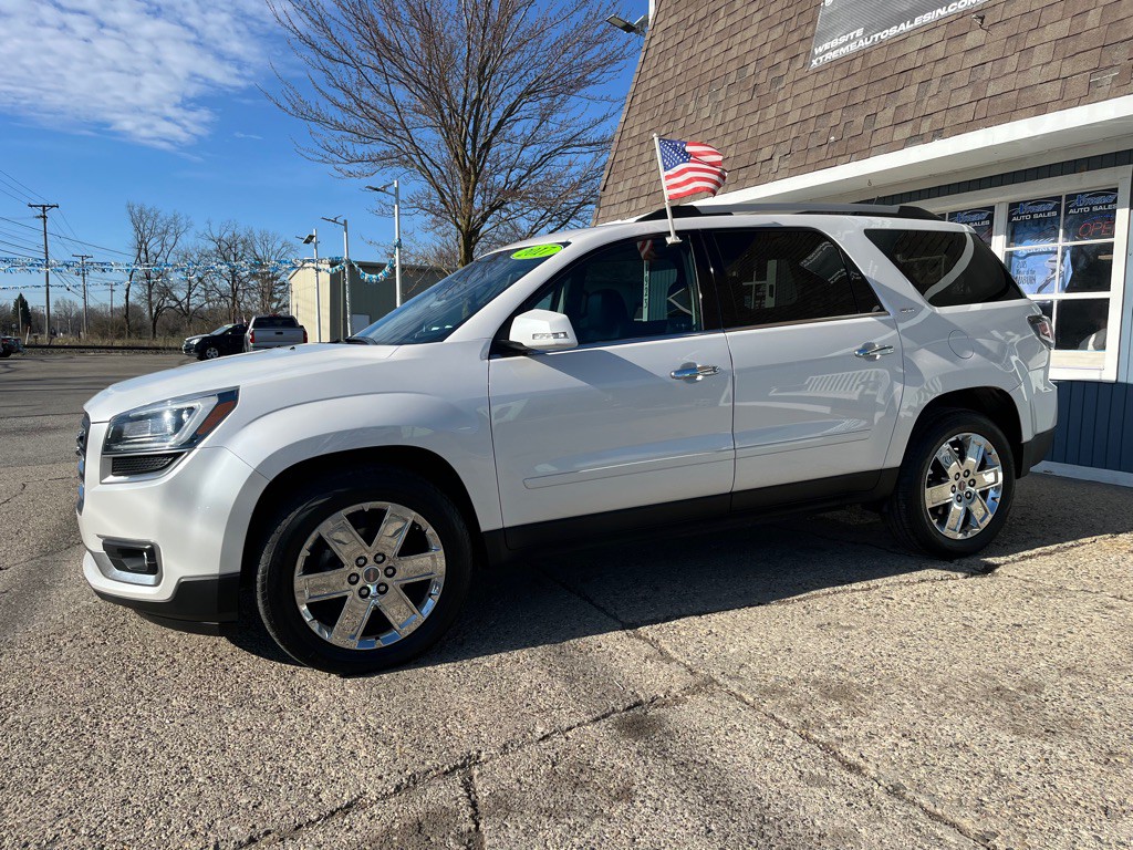 2017 GMC Acadia Image 4