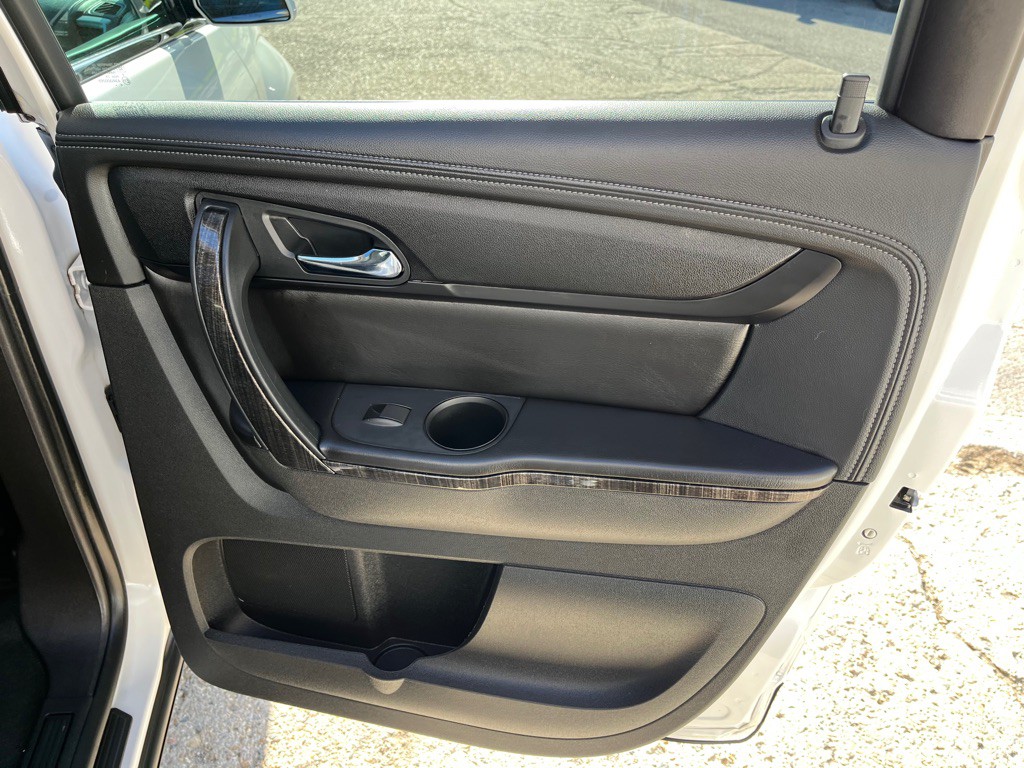 2017 GMC Acadia Image 22