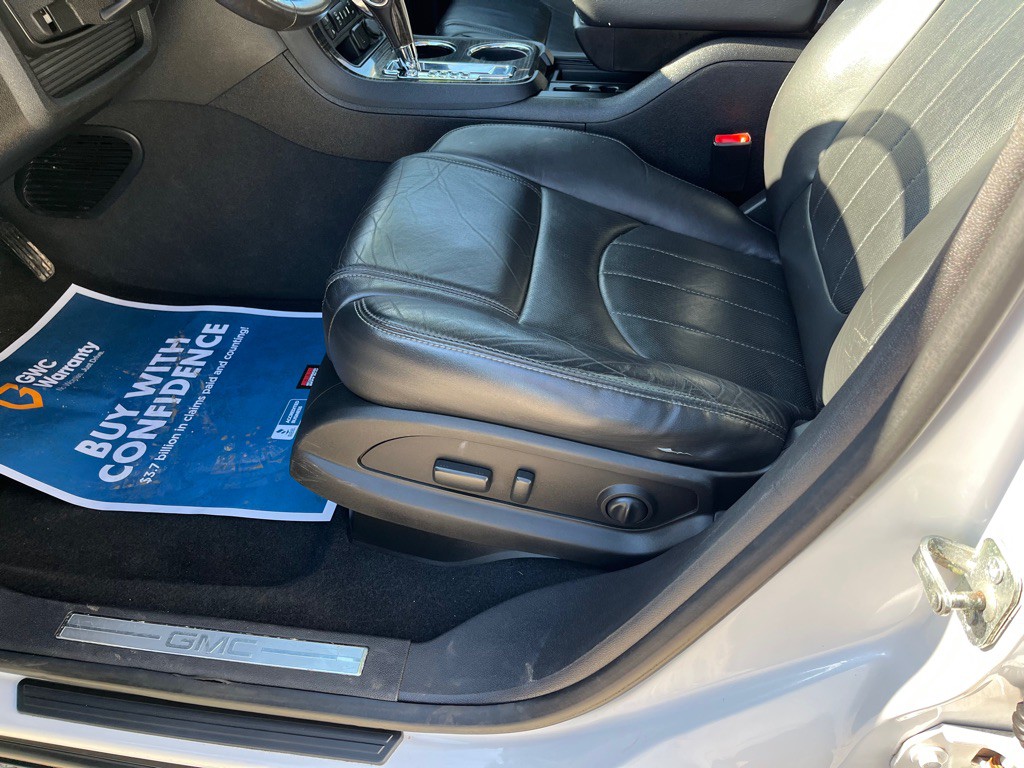 2017 GMC Acadia Image 34