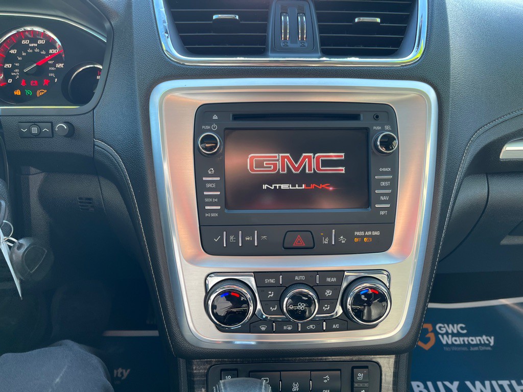 2017 GMC Acadia Image 38