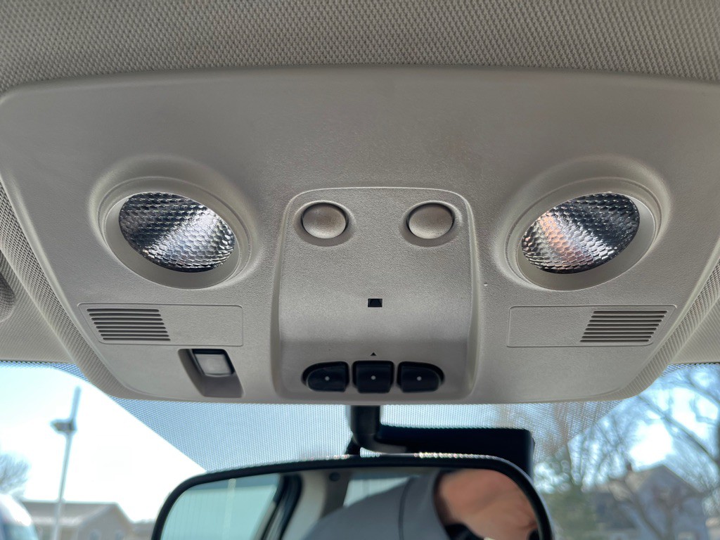 2017 GMC Acadia Image 47