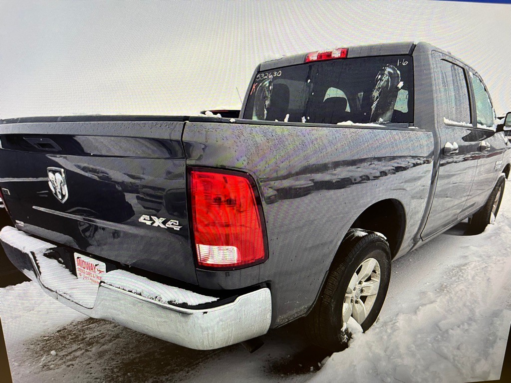 2021 RAM 1500 Image 3