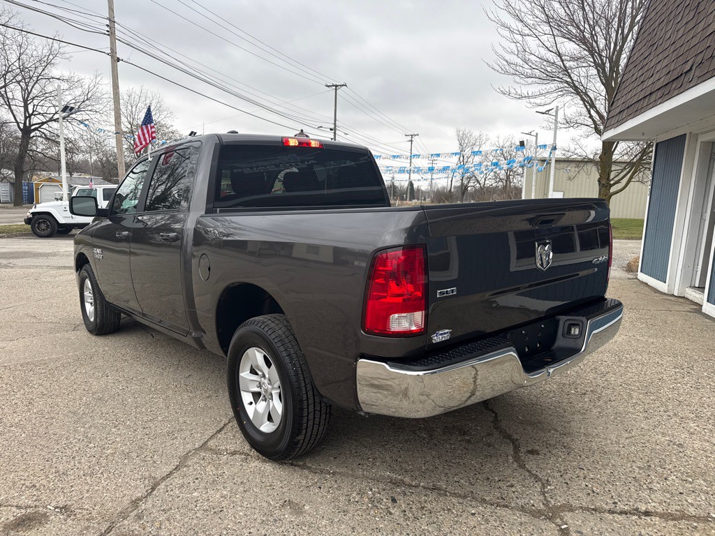 2021 RAM 1500 Image 3