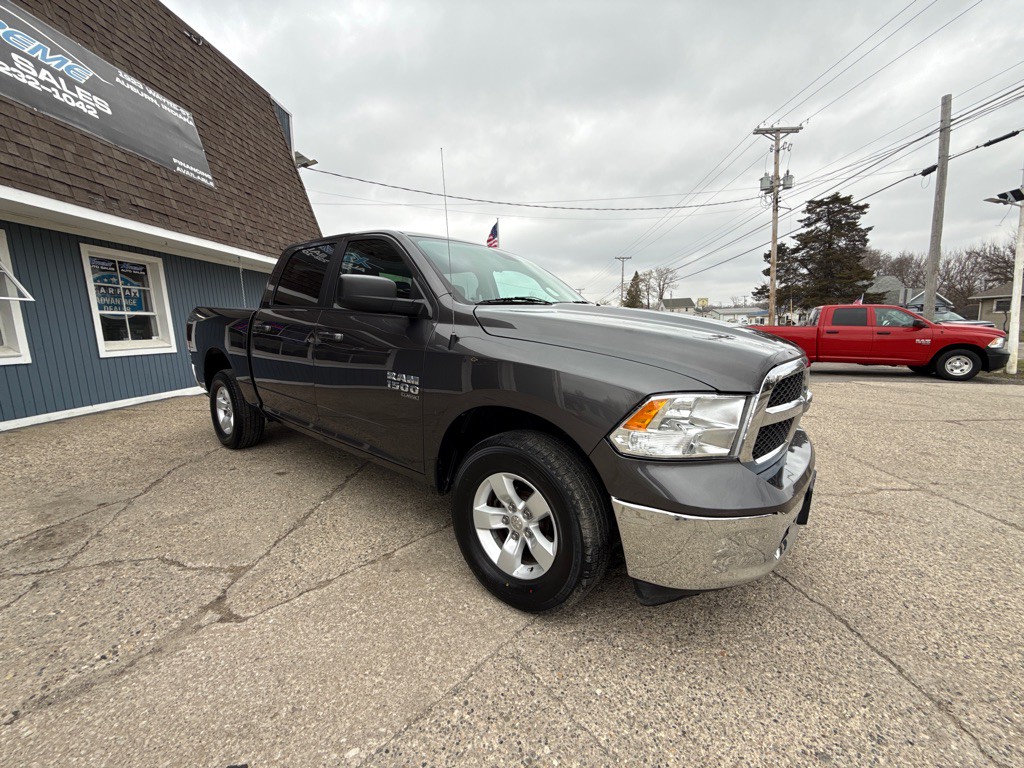 2021 RAM 1500 Image 9