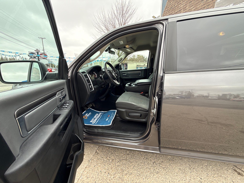 2021 RAM 1500 Image 12