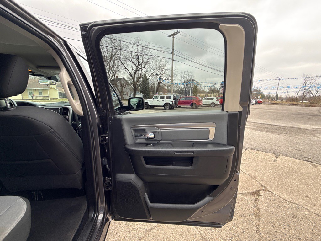 2021 RAM 1500 Image 29