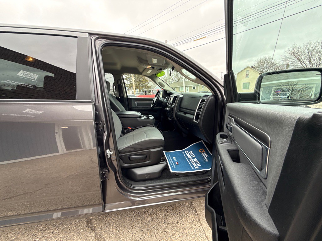 2021 RAM 1500 Image 30