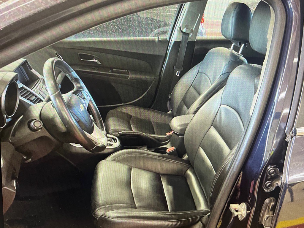 2015 Chevrolet Cruze Image 5