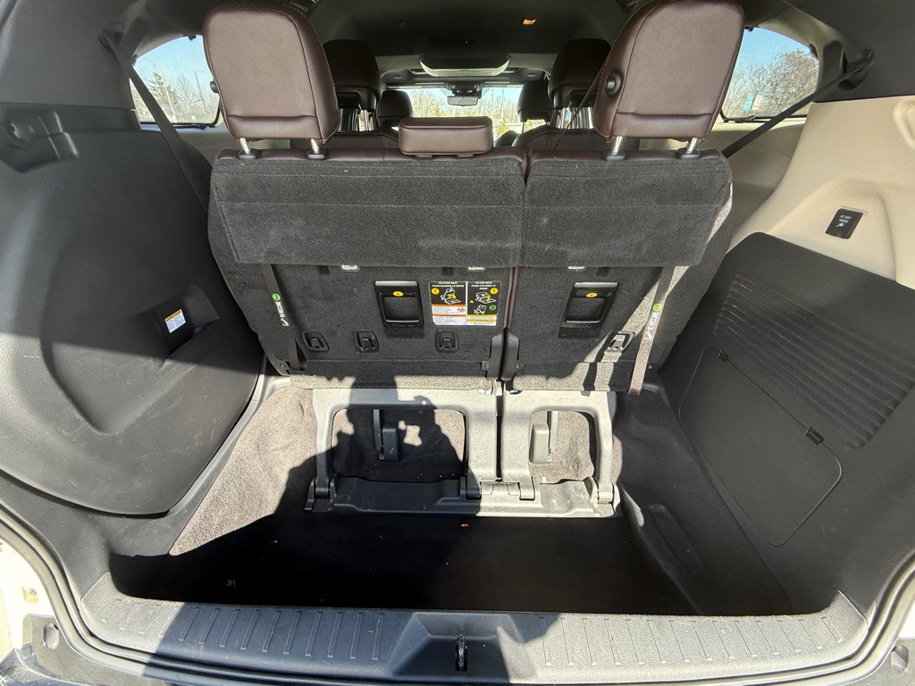 2021 Toyota Sienna Image 13
