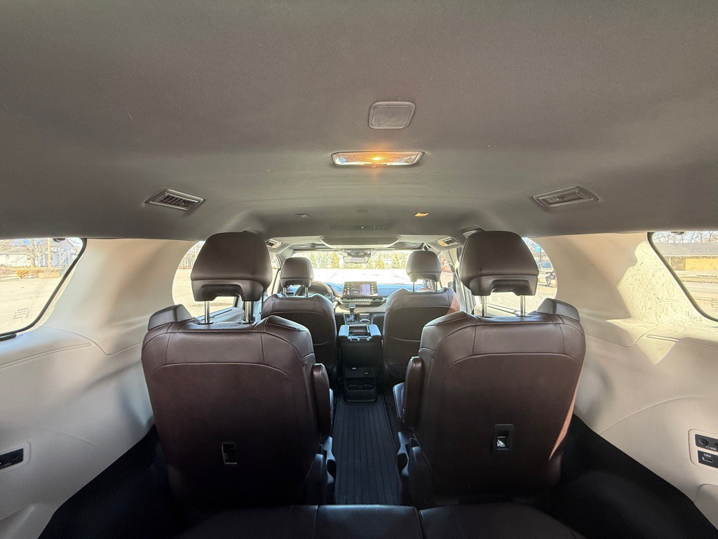 2021 Toyota Sienna Image 14