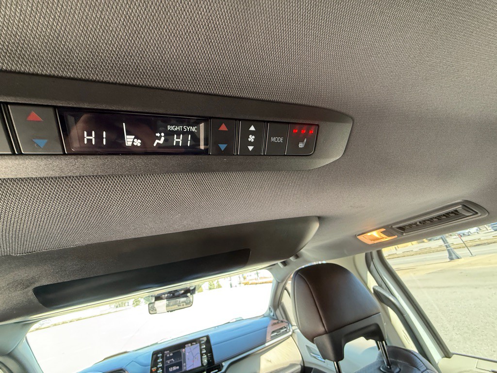 2021 Toyota Sienna Image 22